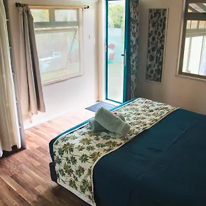 https://teavapiti-lodge.frenchpolynesia-hotels.com